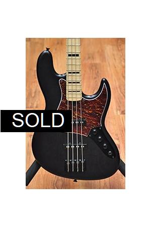 Maruszczyk Elwood 4p Medium 32 Black Maruszczyk Elwood 4p Medium 32 Black